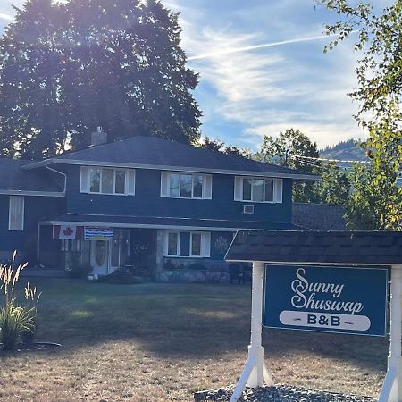Sunny Shuswap B&B Chase 외부 사진
