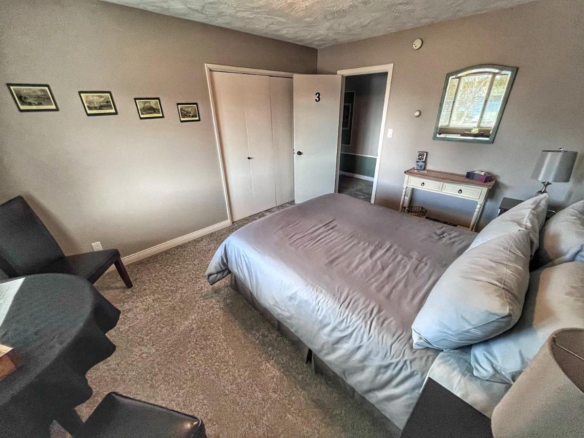 Sunny Shuswap B&B Chase 외부 사진